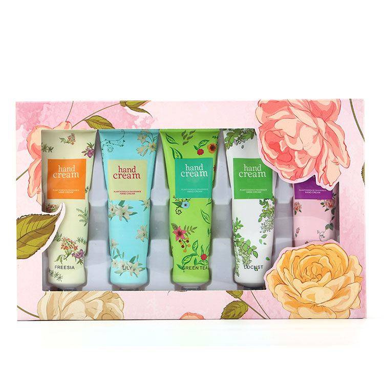 Lotion in manum aridam pellem